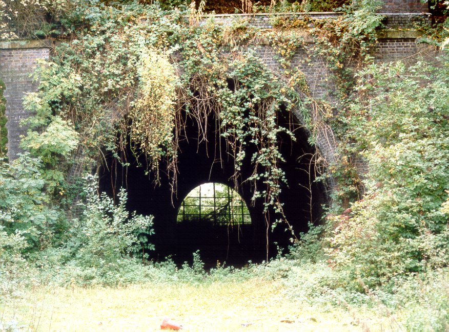 Dunton Bassett tunnel.
